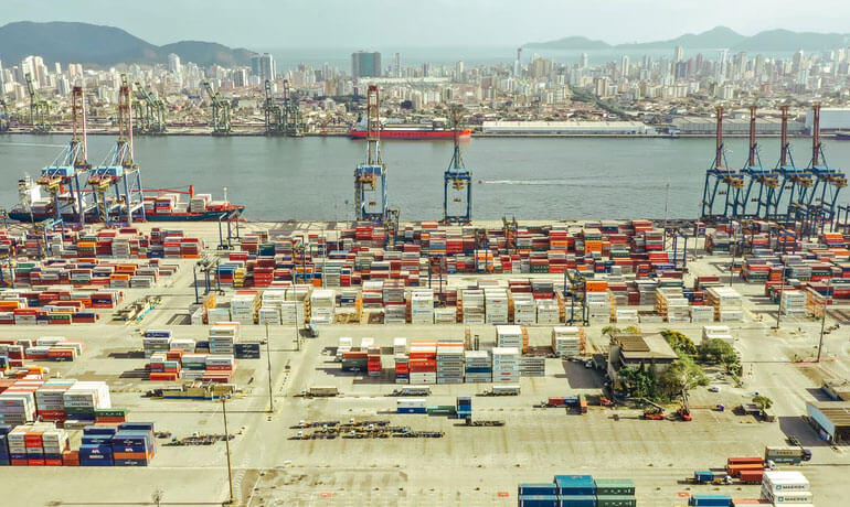 Packaging and logistics services to the world